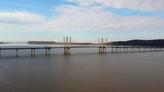 Mario Cuomo Bridge over the Hudson river
