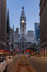 Fototapeta na wymiar Philadelphia Town Hall Against a Blue Sky 