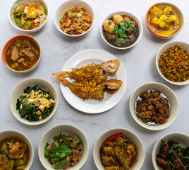 Mixed Thai and European Style Food  - อาหารไทยและอาหารยุโรป