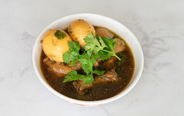 Mixed Thai and European Style Food  - อาหารไทยและอาหารยุโรป