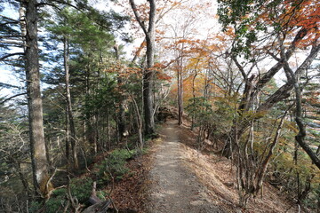 秋の埼玉県秩父の両神山の登山