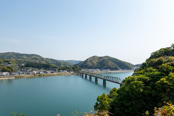 Fototapeta na wymiar 新宮城から見た熊野川