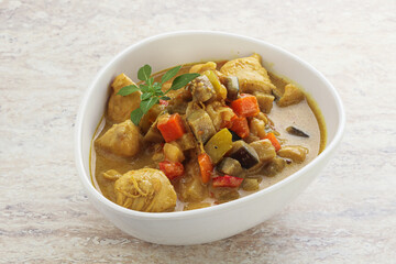 Thai yellow curry with chicken