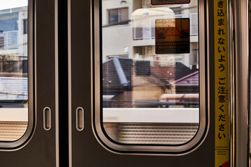 日本電車の窓