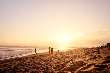 Fototapeta premium Beautiful landscape. Sunset on the sea shore. Bali, Indonesia.