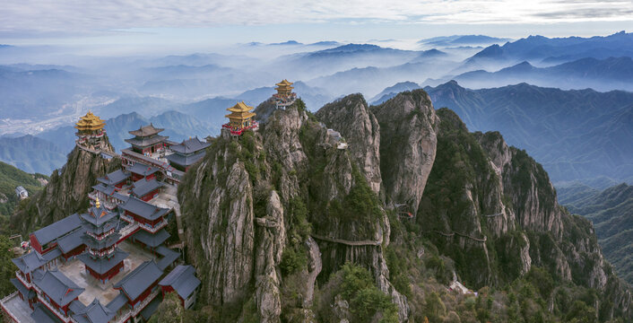In the west of henan funiu lofty ridges and towering mountainsscenery
