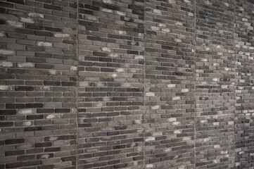 an irregularly repeating wall