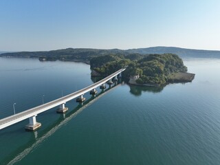 Fototapeta premium 石川県 能登島大橋 ドローン空撮