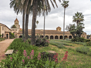 Naklejka premium Abbaye du monastère de l'île de Saint Honorat dans la baie de Cannes sur la Côte d'Azur