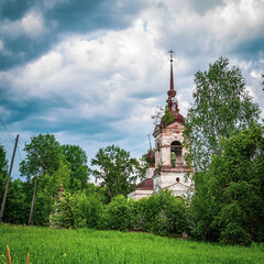 Fototapeta na wymiar landscape of a destroyed Orthodox church