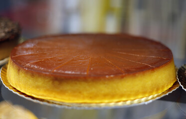 tarta pastel de yema y almendras