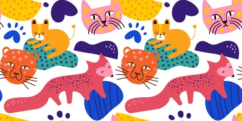 Fototapete Unter dem Meer Buntes wildes Tier, das nahtloses Muster zeichnet. Moderne trendige Katzenformen mit Fuchs und abstraktem geometrischem Formhintergrund.
