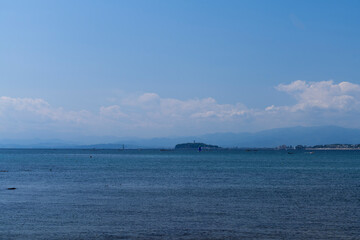 森戸海岸から見た江ノ島
