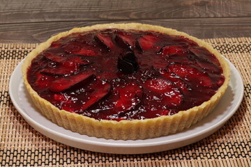 Torta de Ameixa Doce / Sweet Plum Pie