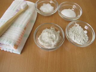 Homemade toothpaste with coconut oil, xylitol and chalk powder