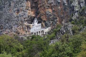 Górny Monastyr Ostrog w Czarnogórze