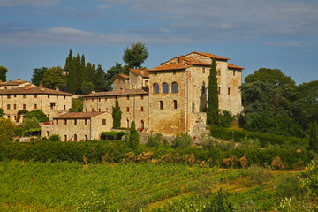 Fototapeta premium San Giusto Rentennano, tipico borgo del Chianti toscano