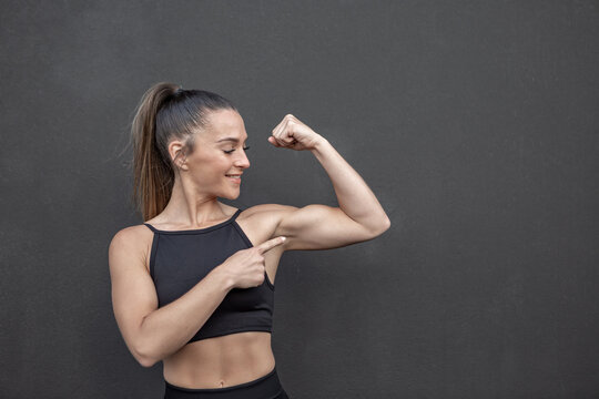Female Bicep Images – Browse 96,600 Stock Photos, Vectors, and Video