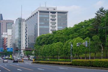 Fototapeta na wymiar 東京の南青山一丁目から見える青山通りの風景
