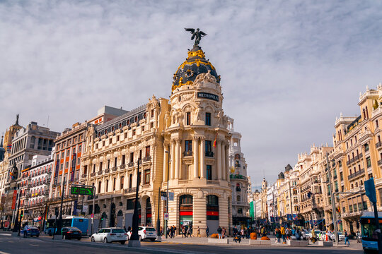 The Metropolis Building is an office building in Madrid, Spain
