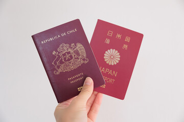チリと日本のパスポート