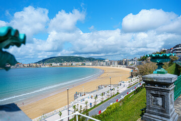 Naklejka premium Bay of San Sebastian from Miramar gardens, Basque Country, Spain