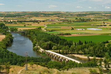 Fototapeta na wymiar The Toro bridge, Zamora, Castilla y León, Spain