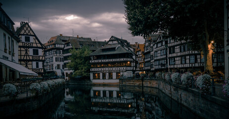Fototapeta na wymiar Maison Des Tanneurs in the Petite France with water reflection France, Grand Est, Strasbourg, Bas-rhin, Famous Half Timbered-house Petite France District with water reflection 