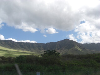 Fototapeta premium Driving around the Makaha Valley of Oahu island, Hawaiian state. Year 2011 