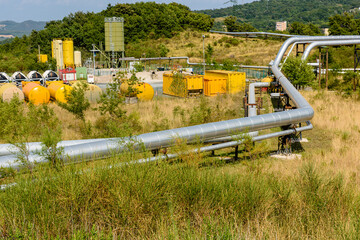 Impianti per energia geotermica di Larderello, Toscana, Italia