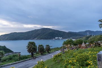 sea and mountains