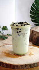 Iced Matcha Latte with Boba