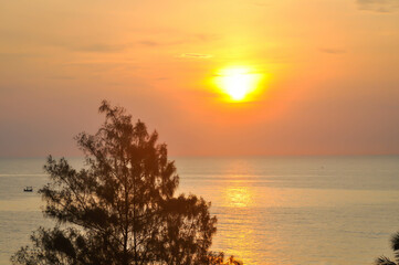 Fototapeta na wymiar beach, sea and sun or sea background or sunset