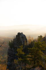Sonnenaufgang in der Sächsischen Schweiz in Sachsen Deutschland