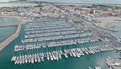 survol du port de Palavas-les-Flots près de Montpellier au bord de la mer méditerranée dans le...