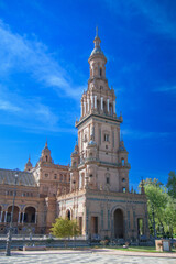 Fototapeta na wymiar The magnificent Spanish Steps in the city of Seville in Andalusia