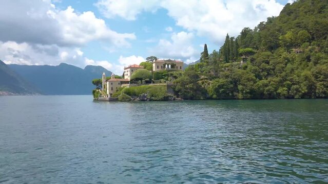 Passing Villa Balbianello lake Como