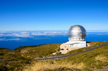International space observatory and telescopes on La Palma island located on highest mountain range Roque de los muchachos, sunny day, Canary islands, Spain - obrazy, fototapety, plakaty