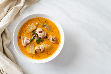 Chicken curry soup with roti - obrazy, fototapety, plakaty