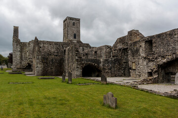 Fototapeta na wymiar View of the Sligo abbey in Ireland