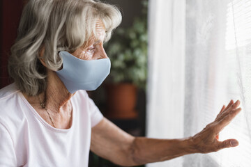 Elderly woman with a face mask