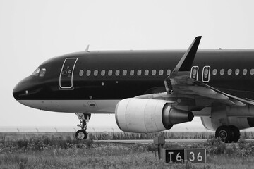 Obraz premium airplane on the ground