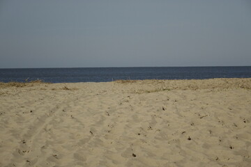 North Sea beach with soft sand at high tide, sunny spring day (horizontal), Sahlenburg, Lower Saxony, Germany