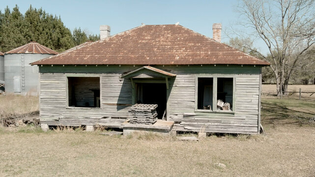 An abandoned house from the 1930s in South Carolina.