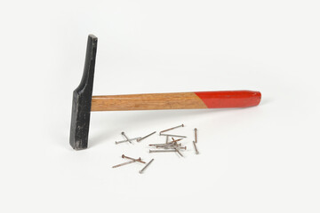 Outil - marteau et clous