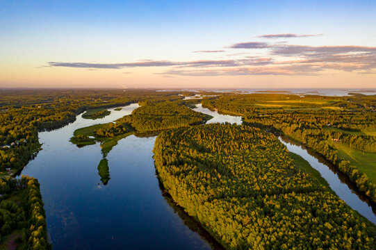 Kirkkopudas river, summer golden hour in Tornio Lapland 01
