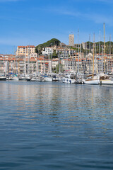 Fototapeta na wymiar The old town of Cannes on the Cote d' Azur
