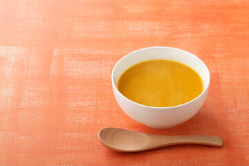 新鮮素材のかぼちゃのポタージュスープ