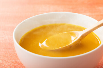 新鮮素材のかぼちゃのポタージュスープ