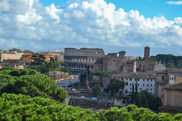 Fototapeta na wymiar ROME, ITALY panoramic cityscape with blue sky and clouds , Old roma buildings 